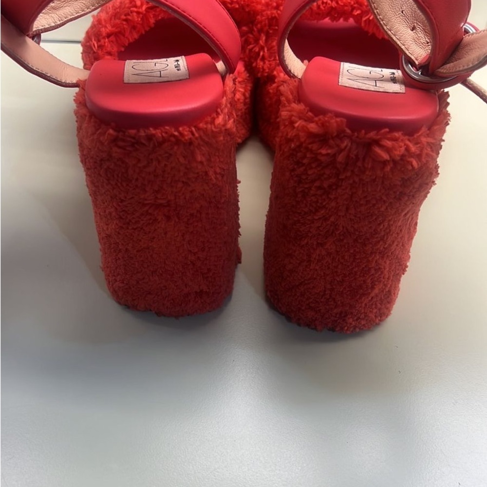 AGL platform coral Fuzzy Sandals holiday gift ready party celebration statement - Picture 4 of 7